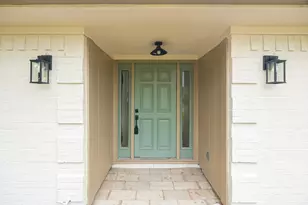10519 Kirkwren Dr, Houston, TX 77089 - Photo 9
