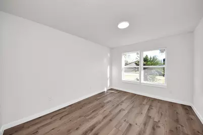 2726 Valley Forest Drive, Missouri City, TX 77489 - Photo 27