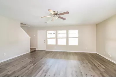 10842 Maple Bough Lane, Houston, TX 77067 - Photo 3