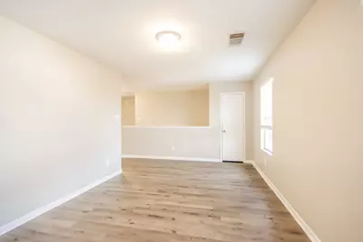 10842 Maple Bough Lane, Houston, TX 77067 - Photo 9