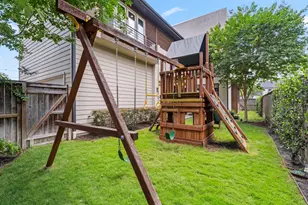 815 E 27th St, Houston, TX 77009 - Photo 39