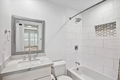 15 W Beckonvale Circle, The Woodlands, TX 77382 - Photo 31