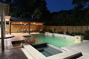 15 W Beckonvale Cir, The Woodlands, TX 77382 - Photo 39