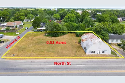 400 W North Street, Louise, TX 77455 - Photo 1