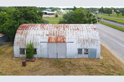 400 W North Street, Louise, TX 77455 - Photo 9