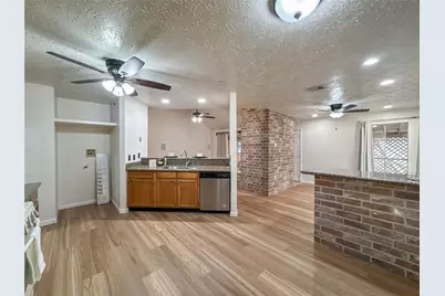 4330 Glen Avon Drive, Pasadena, TX 77505 - Photo 11