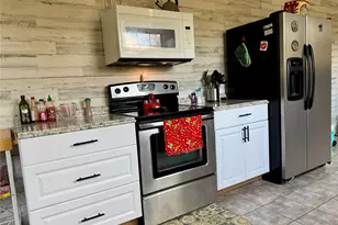 307 Deerwood Dr, Trinity, TX 75862 - Photo 23