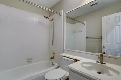 14019 Lake Trail Drive, Sugar Land, TX 77498 - Photo 15