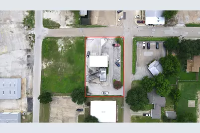 207 E Cottonwood Street, Madisonville, TX 77864 - Photo 3