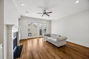227 W 24th St, Houston, TX 77008 - Photo 25
