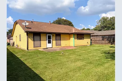 11734 Crockett Drive, La Porte, TX 77571 - Photo 3