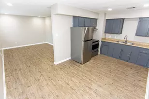 1667 Northwood St, Houston, TX 77009 - Photo 3
