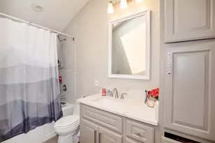 6203 Wickwillow Ln, Alvin, TX 77511 - Photo 15