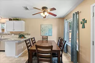 3001 Meadow Bay Dr, Dickinson, TX 77539 - Photo 7