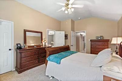 3001 Meadow Bay Drive, Dickinson, TX 77539 - Photo 9