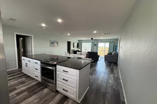 1118 County Rd 204, Sargent, TX 77414 - Photo 7