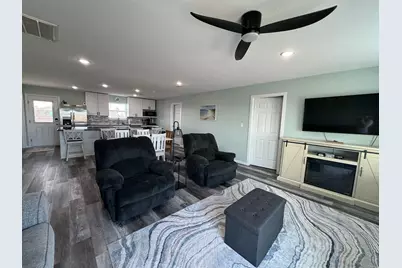 1118 County Road 204, Sargent, TX 77414 - Photo 13