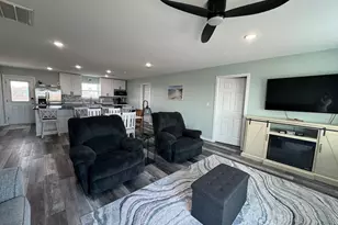 1118 County Rd 204, Sargent, TX 77414 - Photo 13