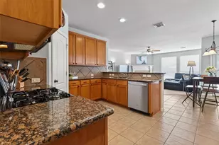 8219 Terrace Brook Dr, Houston, TX 77040 - Photo 15