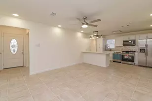 5003 Denoron Dr, Houston, TX 77048 - Photo 7
