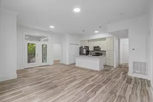 300 St Joseph Pkwy, Houston, TX 77002 - Photo 3