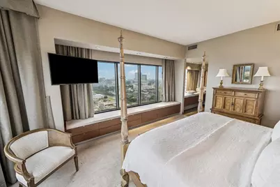 2001 Holcombe Boulevard #2006, Houston, TX 77030 - Photo 15