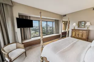 2001 Holcombe Blvd, Houston, TX 77030 - Photo 15