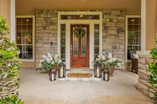 8973 Fallsbrook Ct, Conroe, TX 77302 - Photo 3