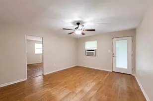 189 Sweet Magnolia Ln, Chester, TX 75936 - Photo 9