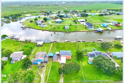 2342 County Road 297, Sargent, TX 77414 - Photo 41