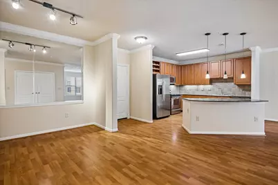 1711 Old Spanish Trail #202, Houston, TX 77054 - Photo 9