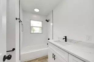 3714 Florinda St, Houston, TX 77021 - Photo 21