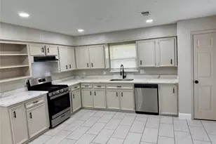 6321 Apache Dr, Pasadena, TX 77503 - Photo 7