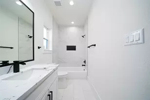 2427 Parker Rd, Houston, TX 77093 - Photo 11