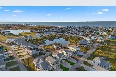 4046 Miramar Court, Galveston, TX 77554 - Photo 27