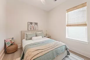 4046 Miramar Ct, Galveston, TX 77554 - Photo 15