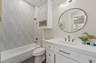 4046 Miramar Ct, Galveston, TX 77554 - Photo 19