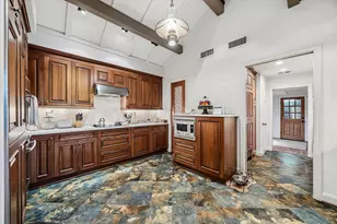 24 W Rivercrest Dr, Houston, TX 77042 - Photo 13