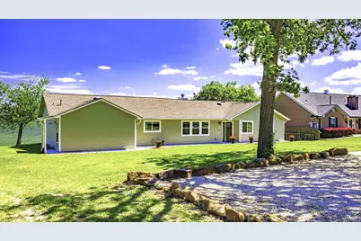 292 Old Post Rd S, Livingston, TX 77351 - Photo 3
