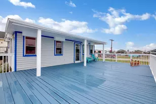 4114 Liberty Dr, Galveston, TX 77554 - Photo 15