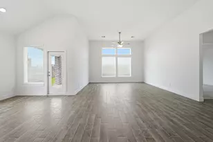 7902 Jasper Mdws Wy, Angleton, TX 77515 - Photo 15