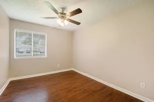 16302 Cypress Point Dr, Cypress, TX 77429 - Photo 17