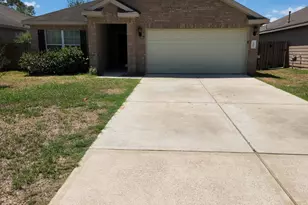 2005 Lost Pine Ct, Conroe, TX 77304 - Photo 1
