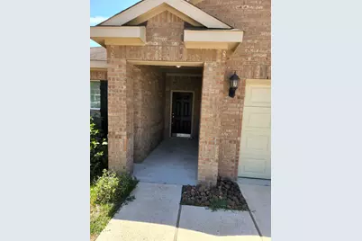 2005 Lost Pine Court, Conroe, TX 77304 - Photo 3