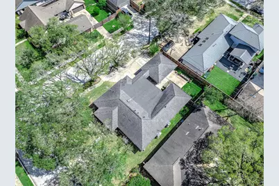 8703 Manhattan Drive, Houston, TX 77096 - Photo 47