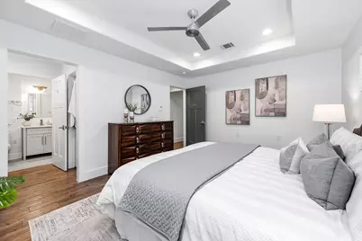 8703 Manhattan Drive, Houston, TX 77096 - Photo 5