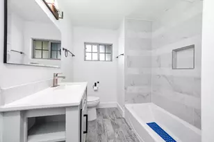 8703 Manhattan Dr, Houston, TX 77096 - Photo 27