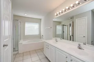 14319 Mirkwood Ln, Houston, TX 77014 - Photo 19