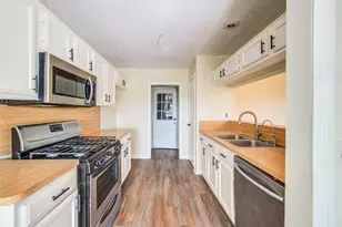 3307 E Heatherock Cir, Sugar Land, TX 77479 - Photo 5