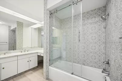 651 Bering Drive #1902, Houston, TX 77057 - Photo 15